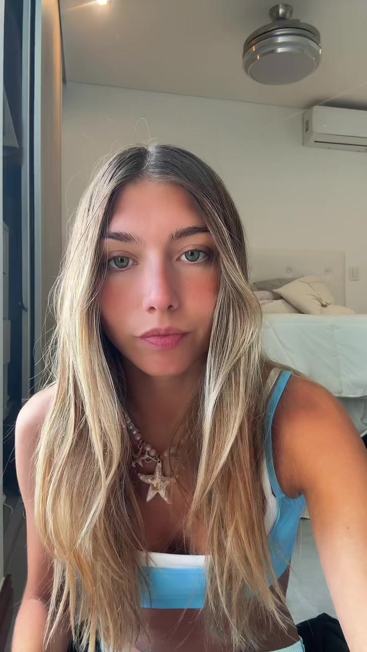 @Abru😚
