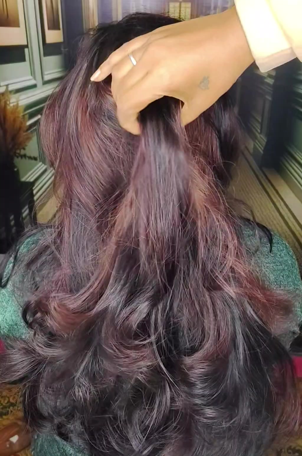@makeover Monika