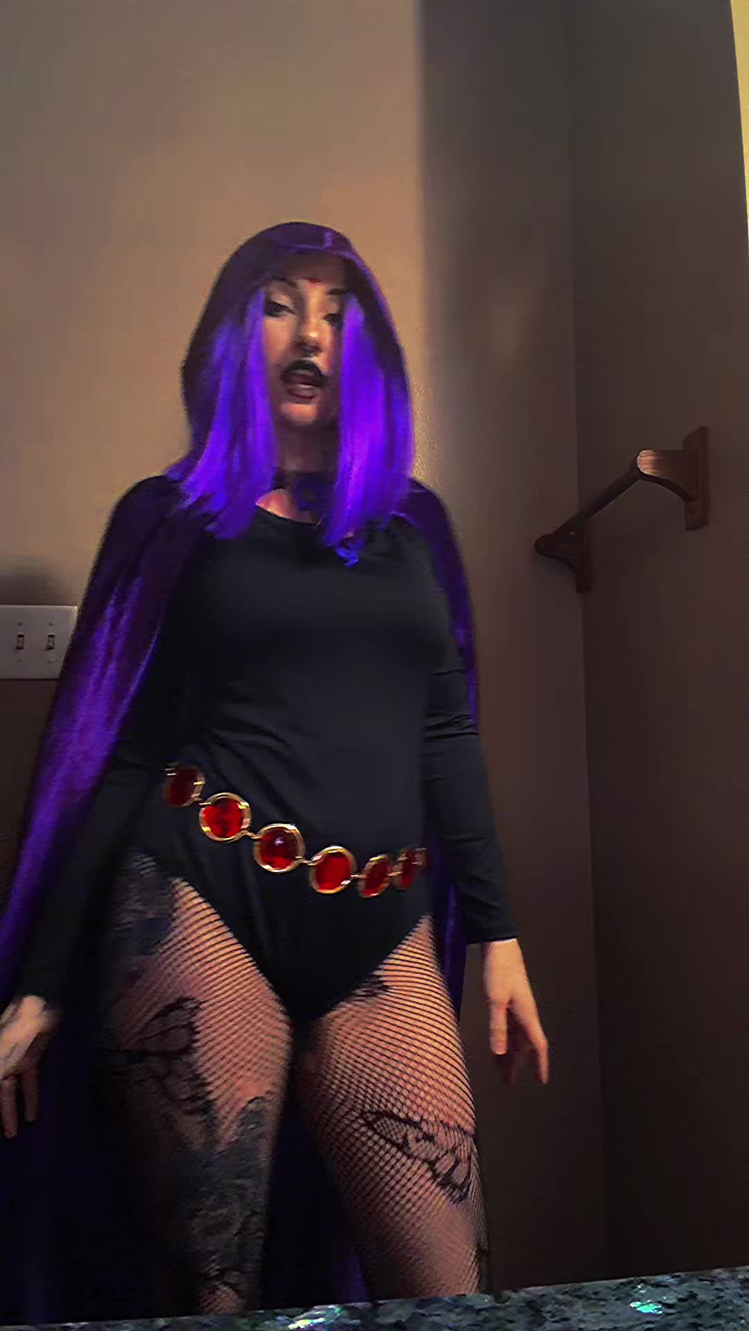 @Mamabearcosplays