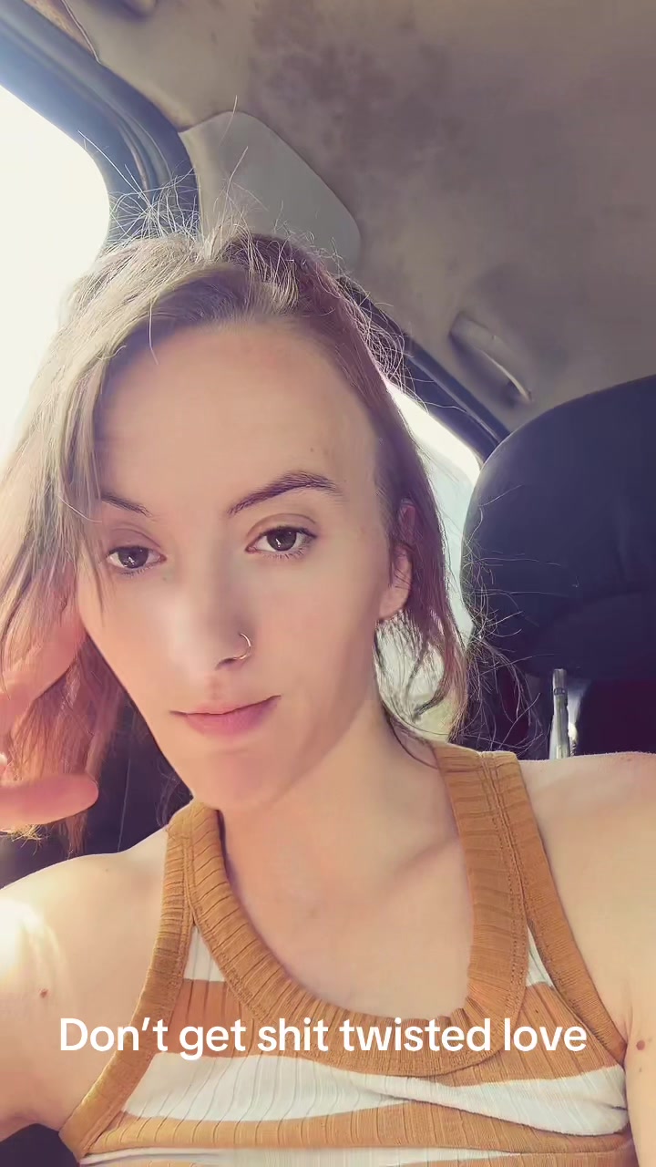 @Queenhails🦆