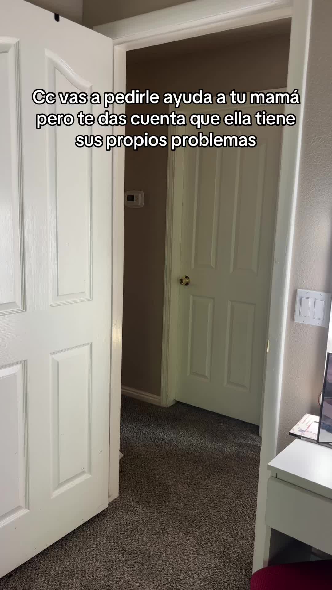 @Mama Latina Moderna
