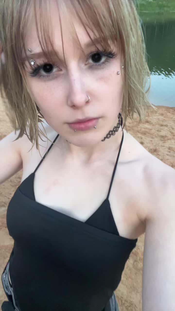 @kriskaa