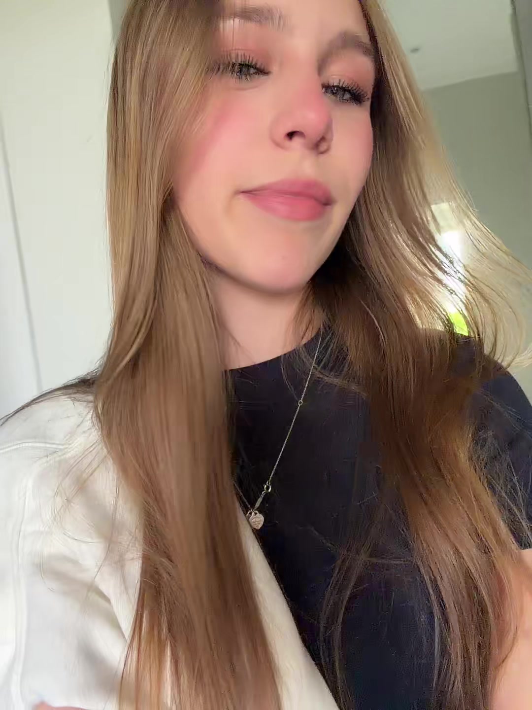 @arinkk