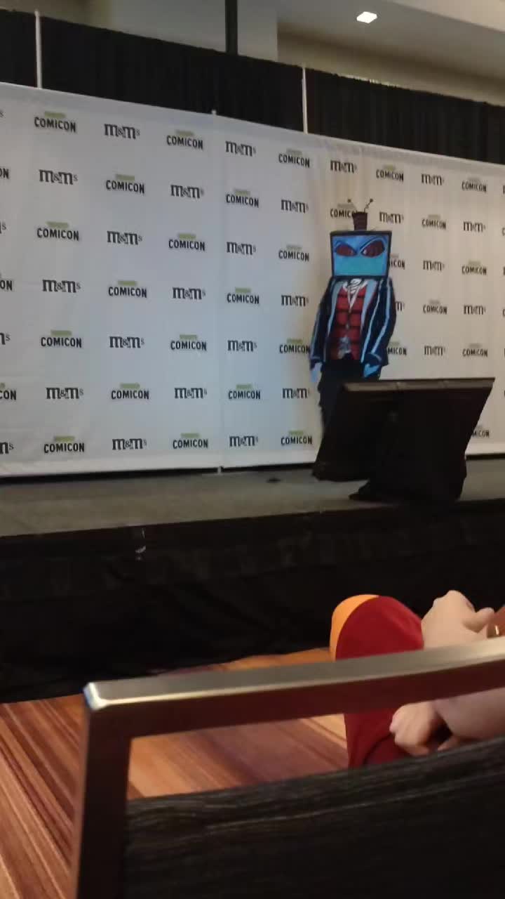 @RandomFandomCreator