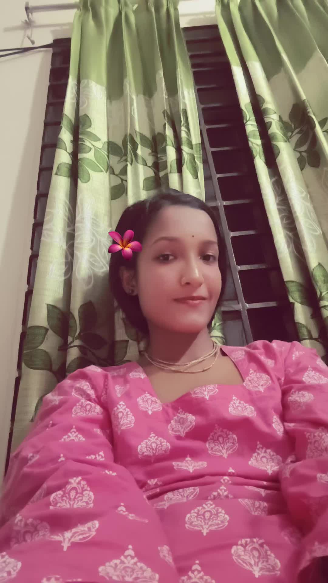 @Riya Roy143