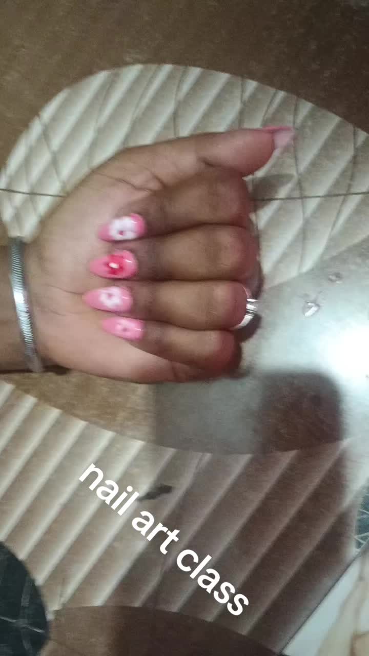 @सुमन ब्युटी पार्लर लबनी