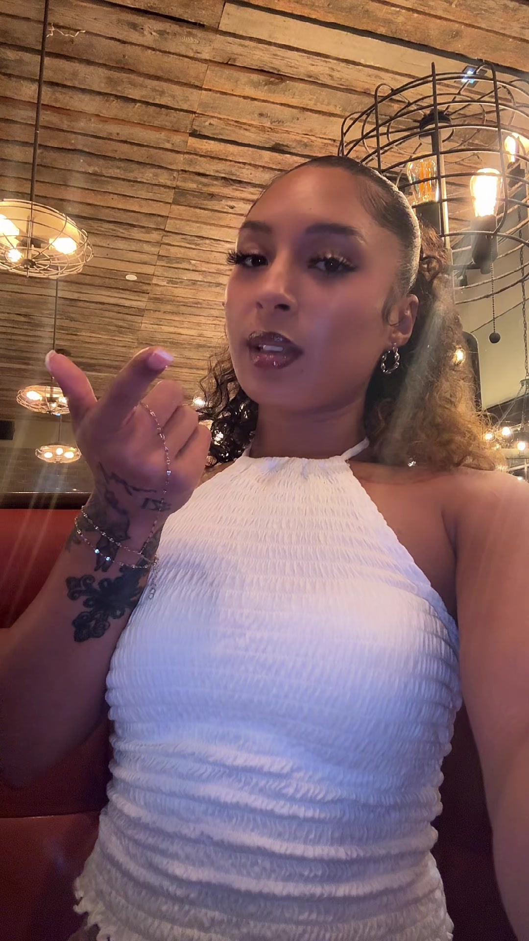 @shairenee