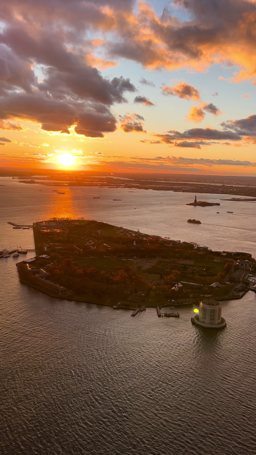 @nyonair