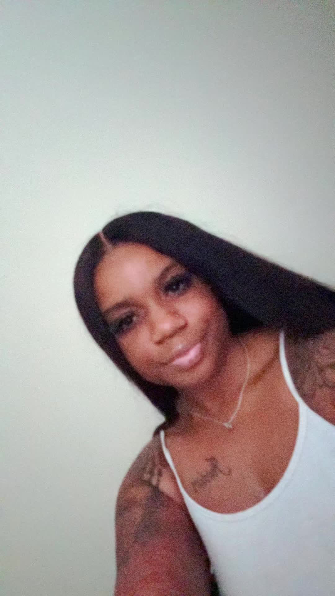 @TheRealAlexisKierra
