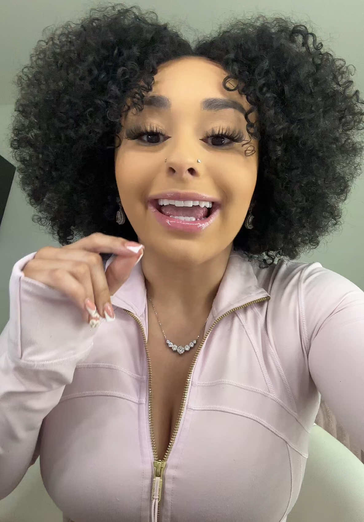 @theoutspokenbaddie