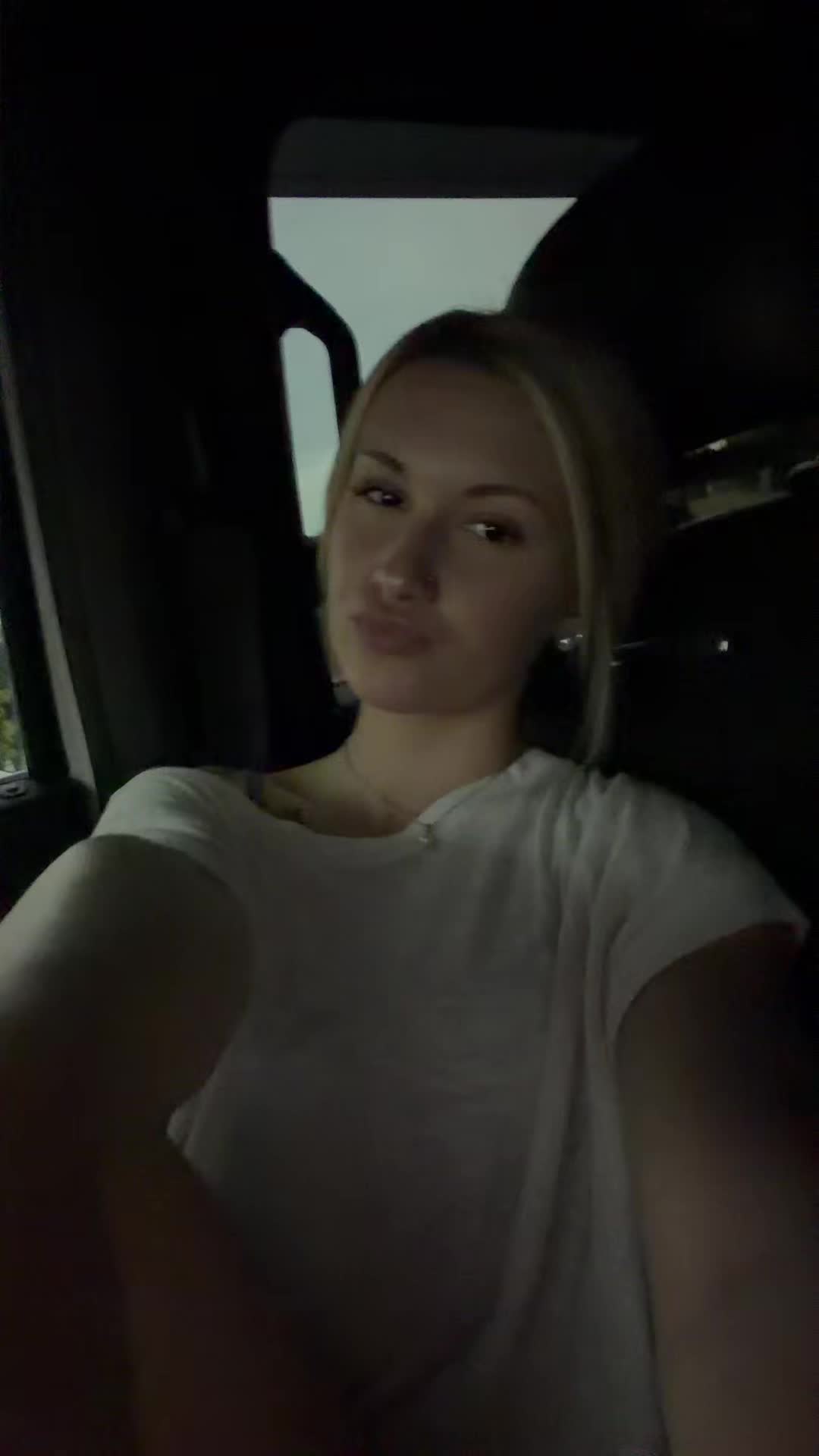 @skylar nicole