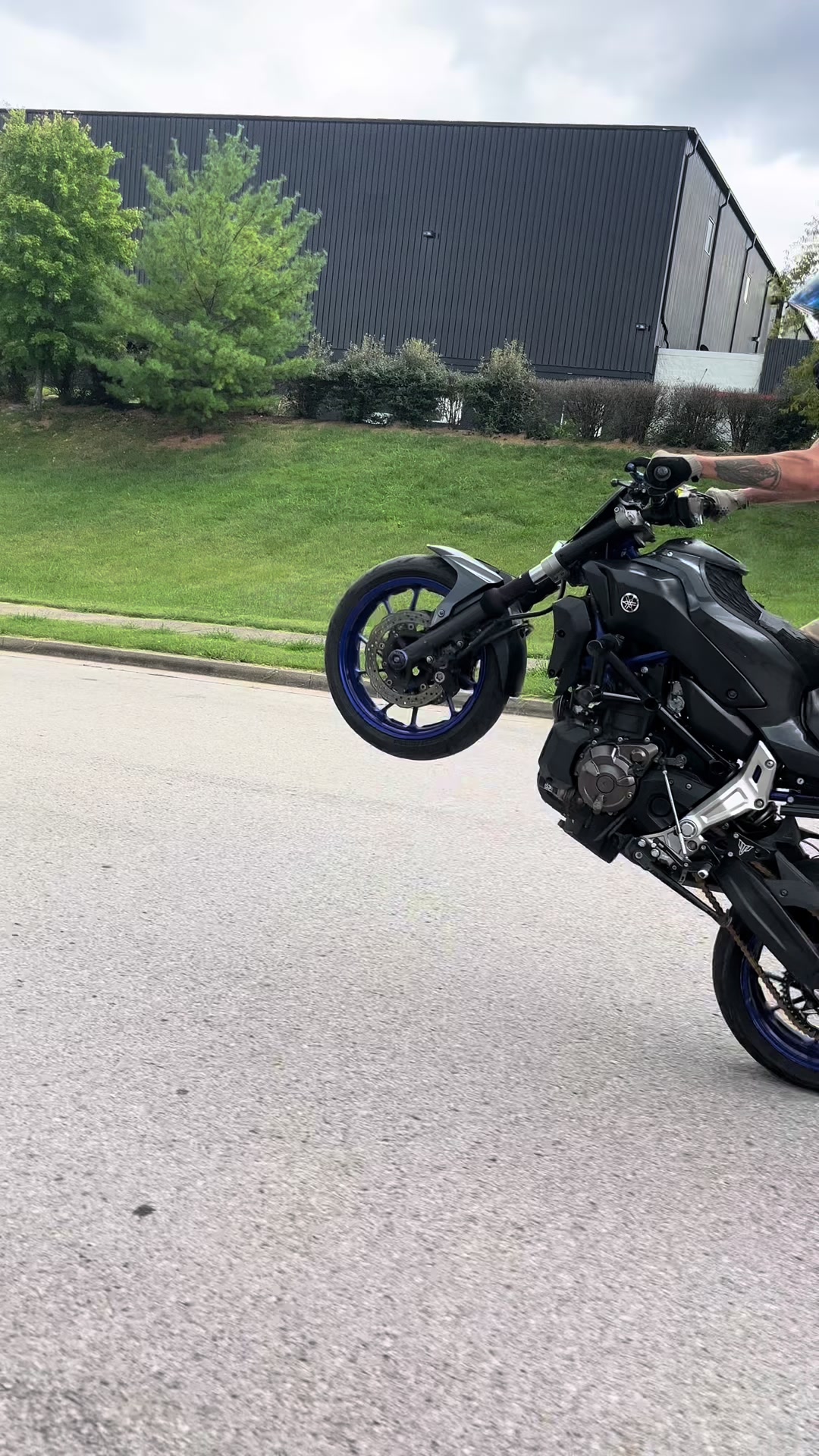 @Cody_cant_wheelie