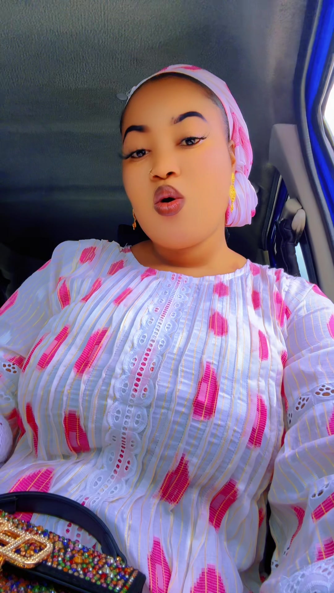 @Aichata Tour&eacute;