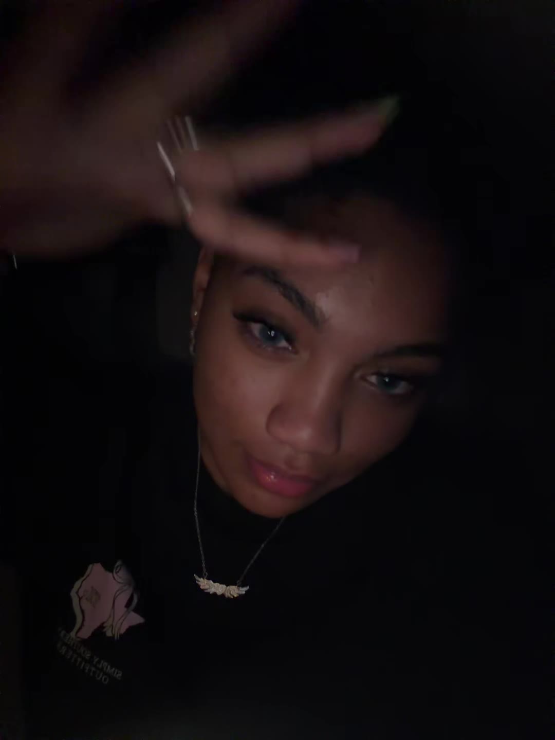 @theyluv_.kira