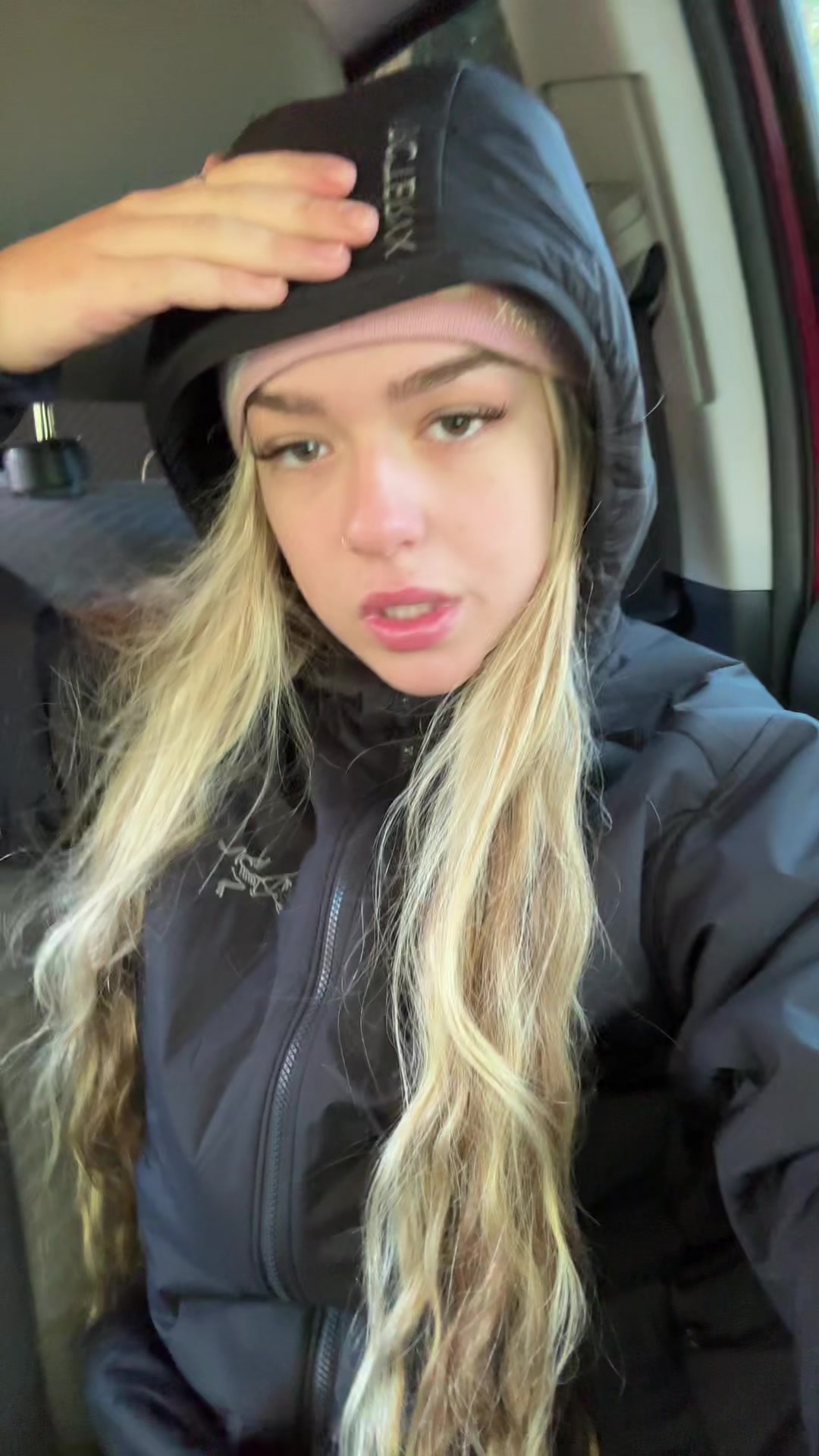 @Ava