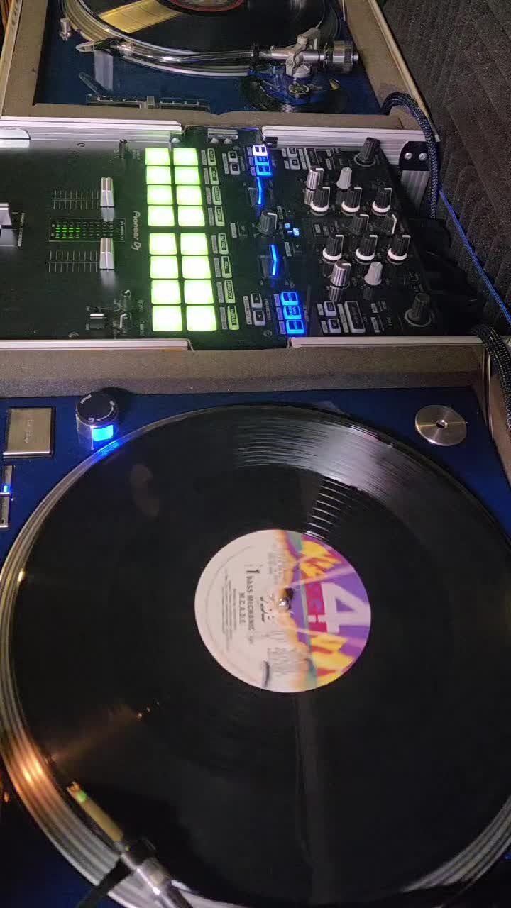 @DJ Rick C