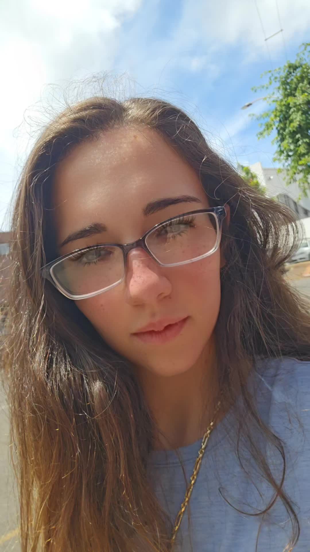 @Dominique