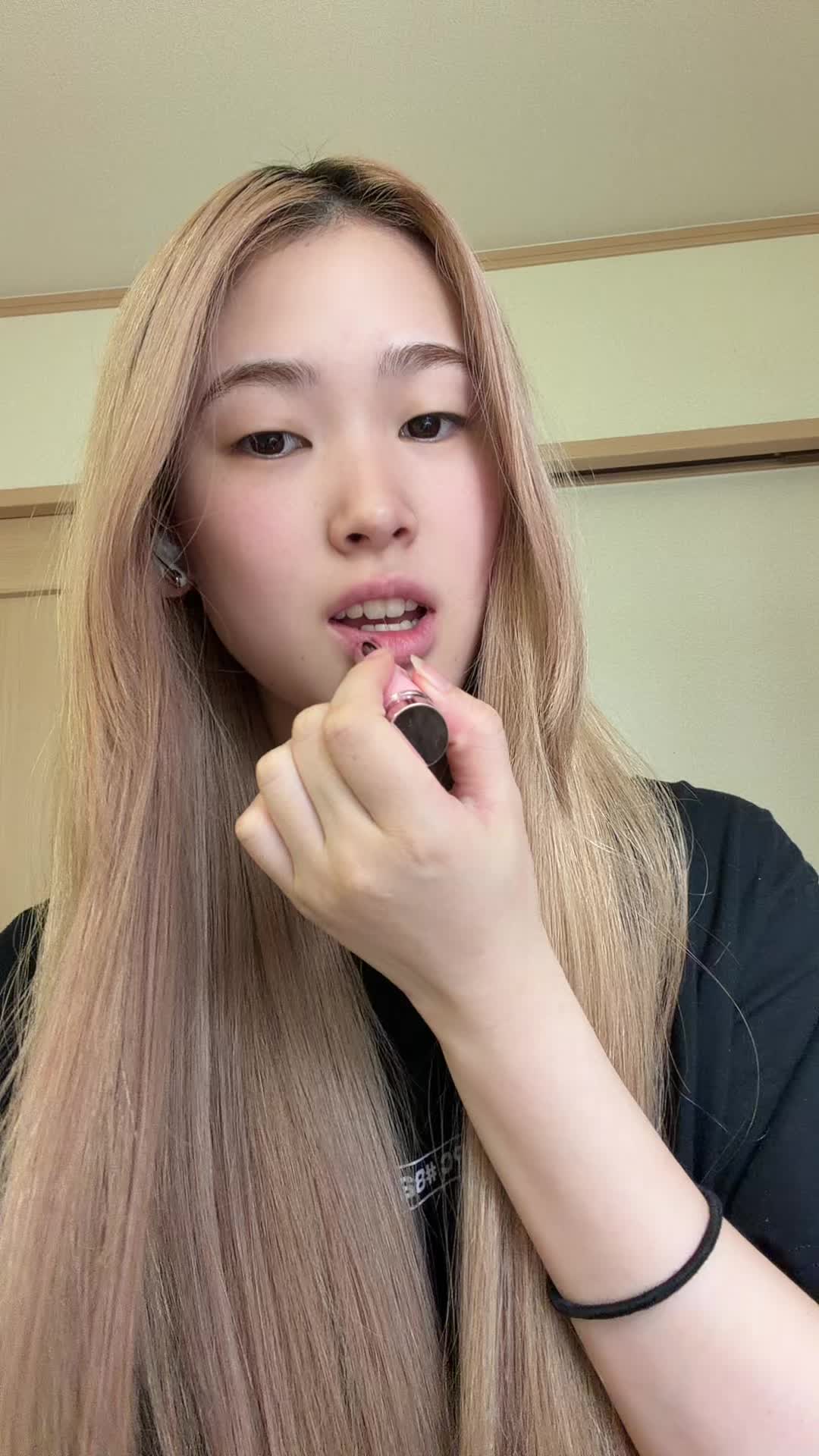 @ゆりな