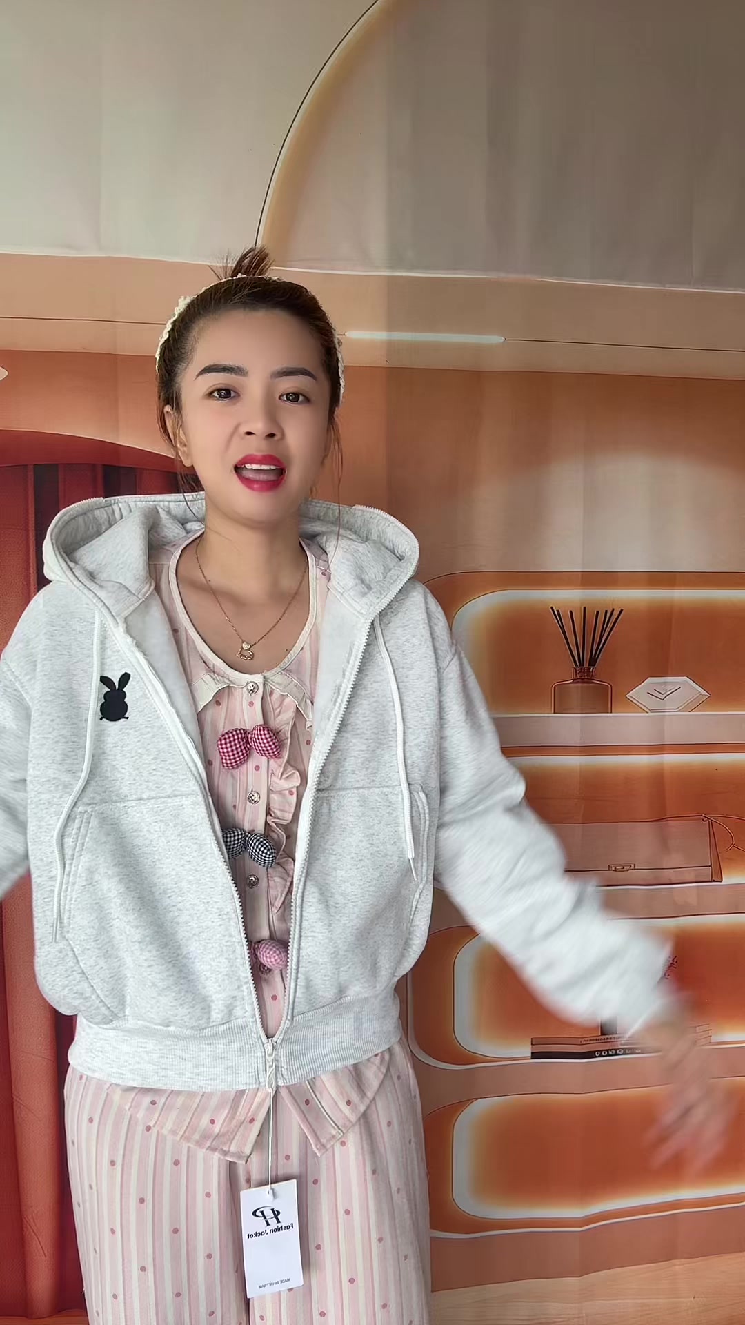@Em Cẩm Nè