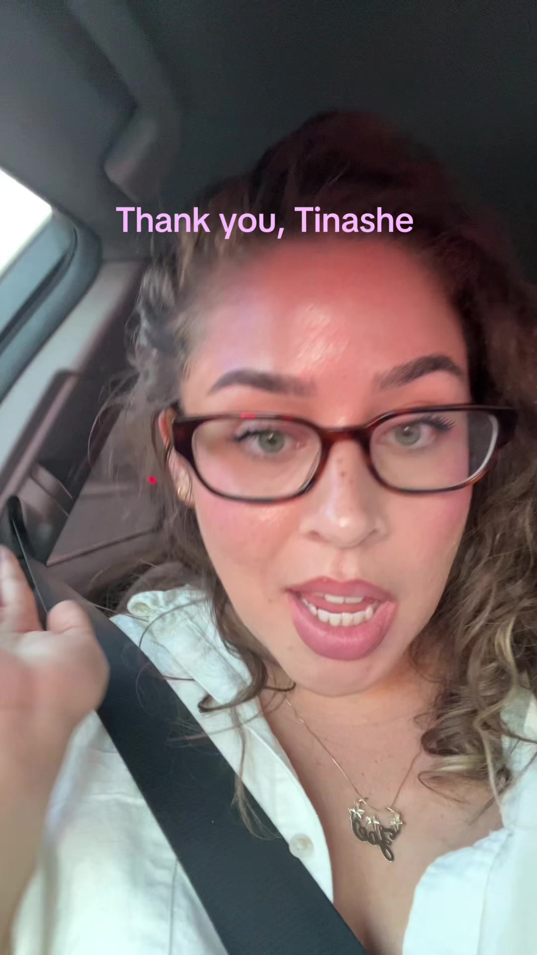 @zoefromtheinternet