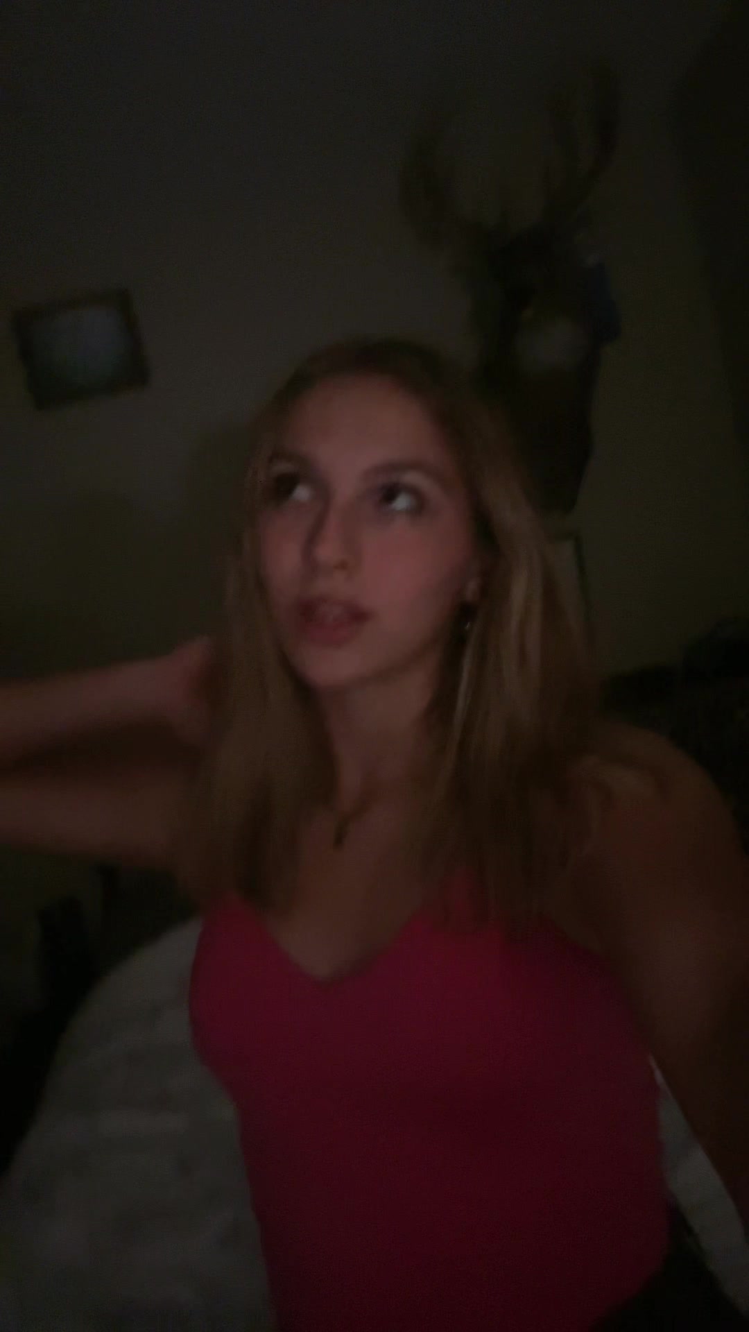 @HeyheyitsLivi