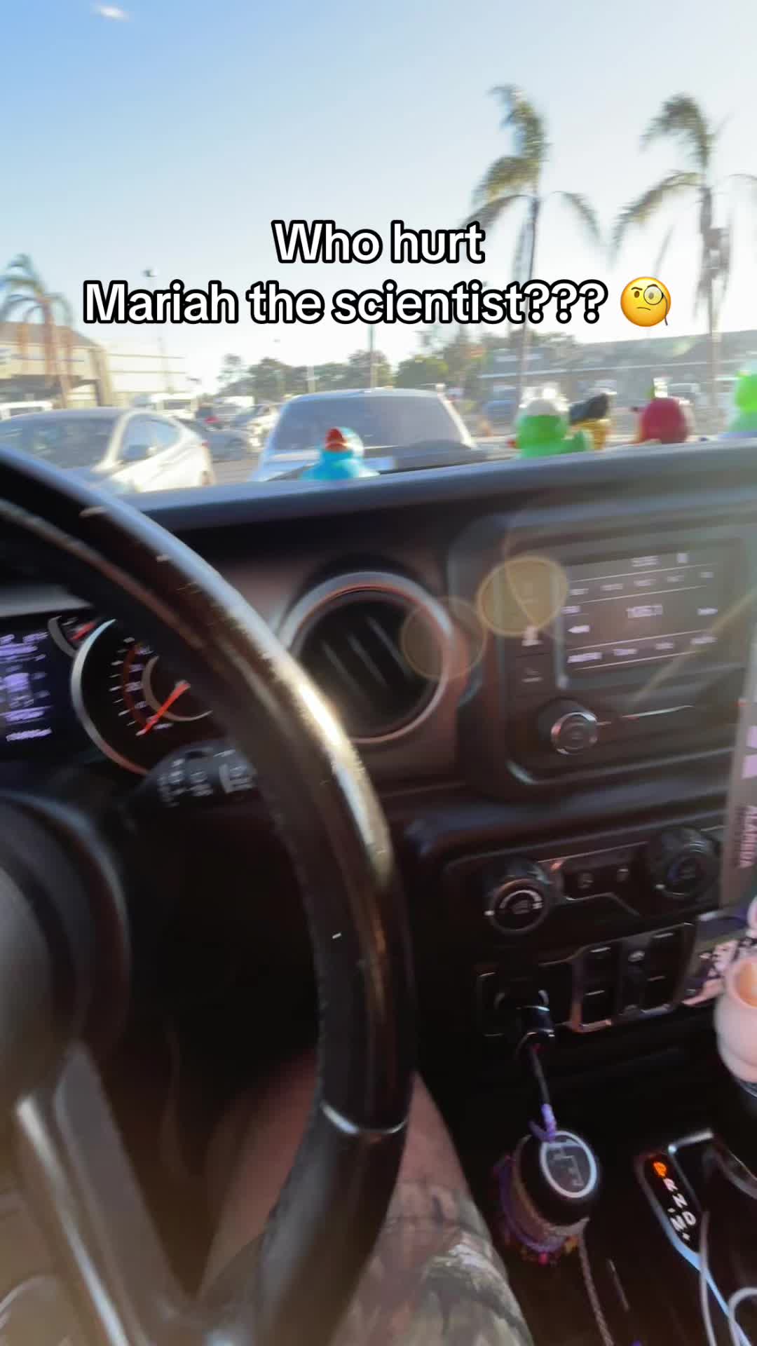 @Y0L33B01