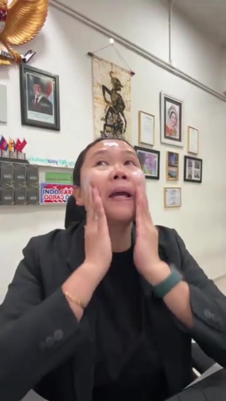 @Miss Yuni