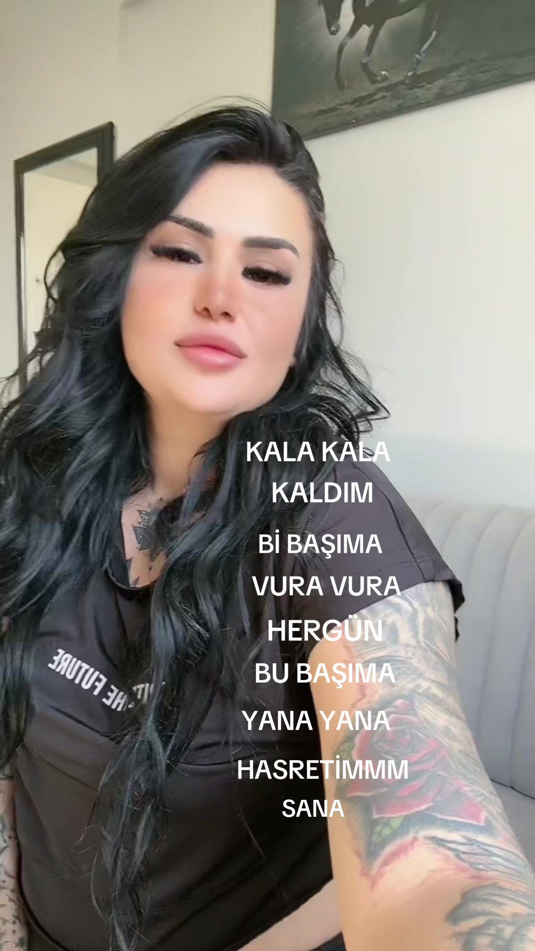 @Azra🖤