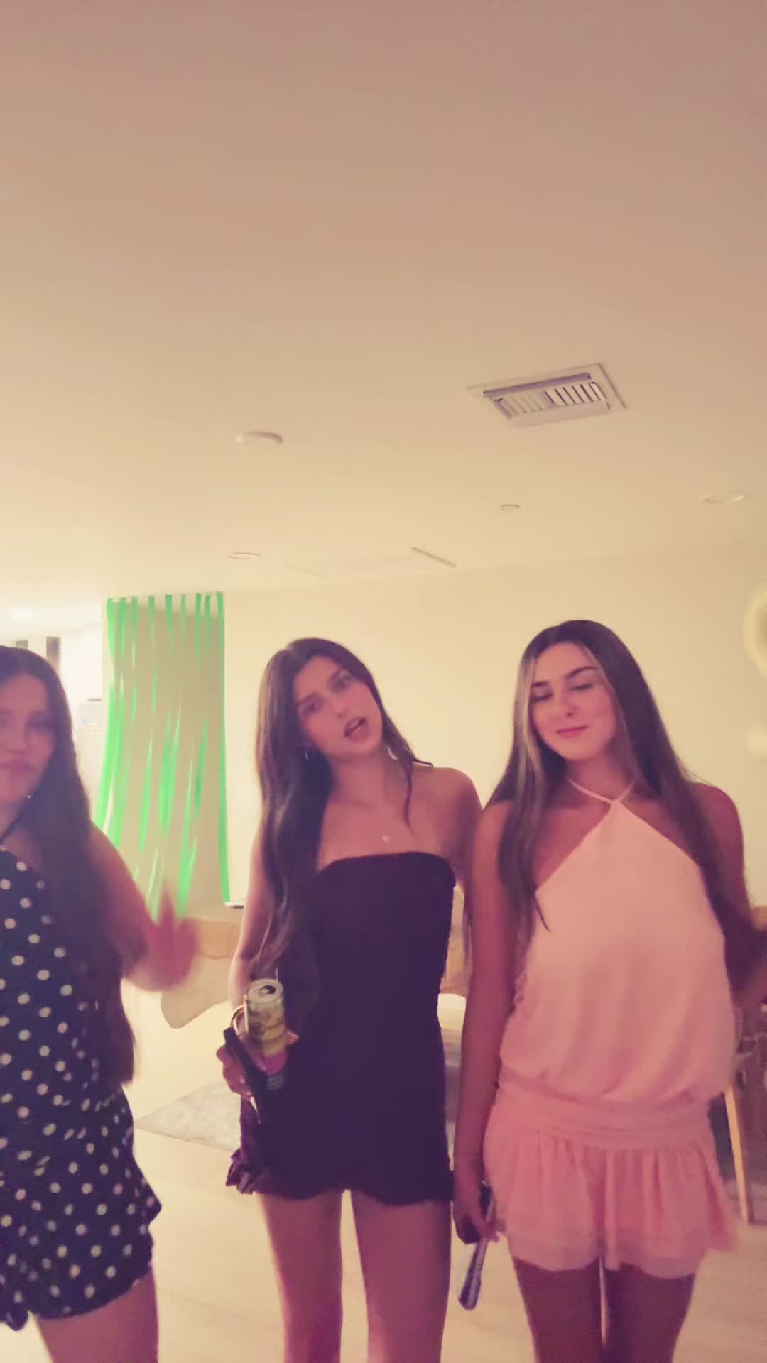 @nikki