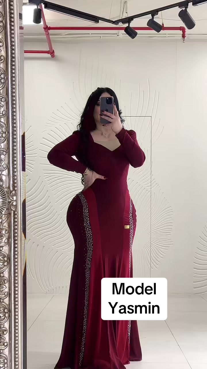 @Model yasmin ๐