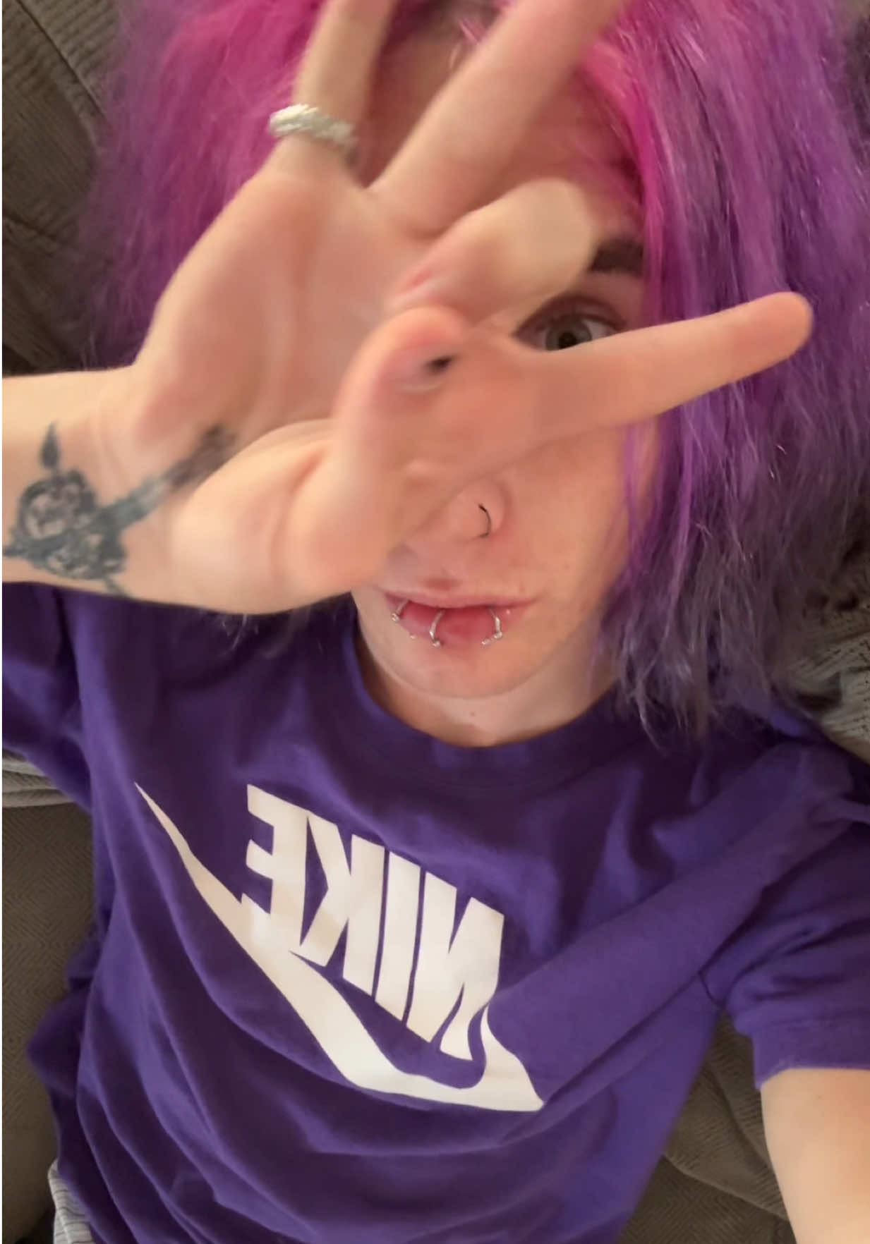 @🤹🏻
