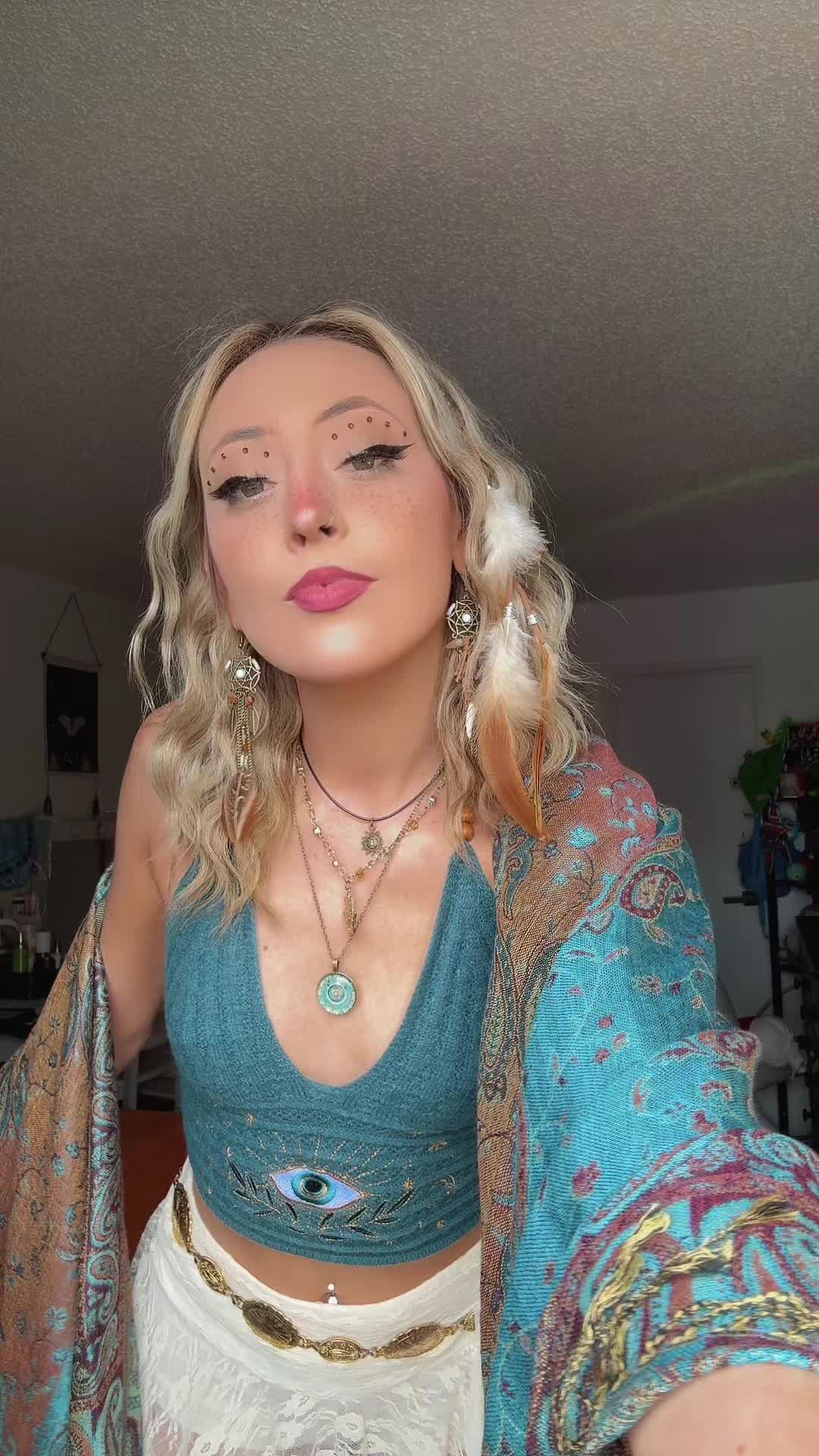 @hayhay<3