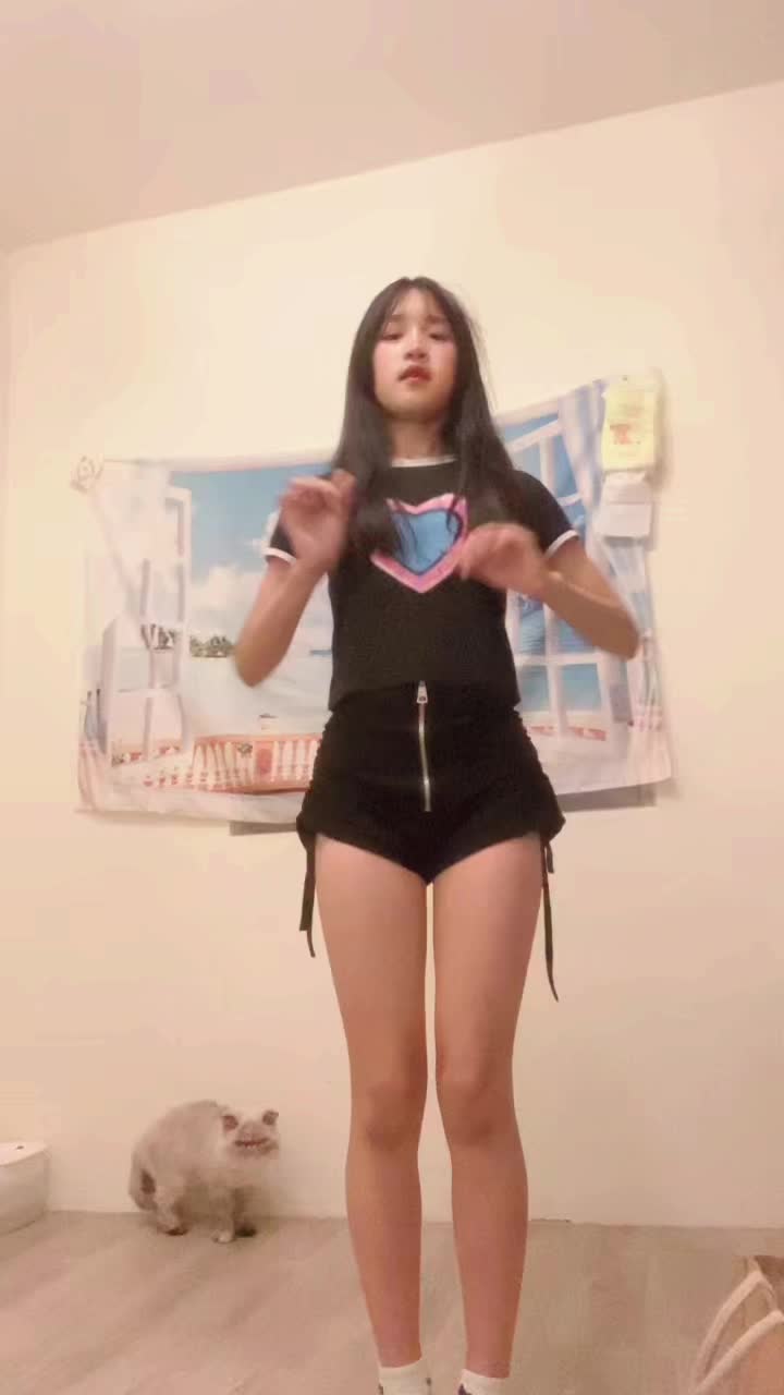 @恬.