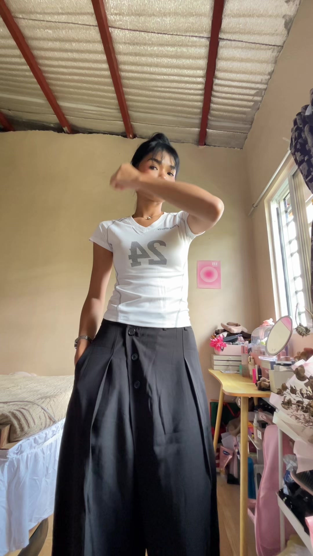 @@ishaaemeyyyy on ig