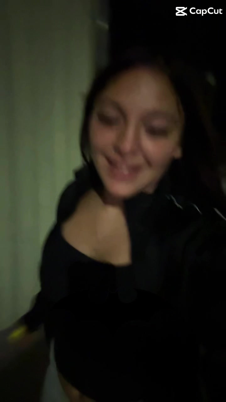@Laripariiii