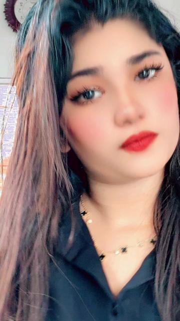 @Vindya__🫐