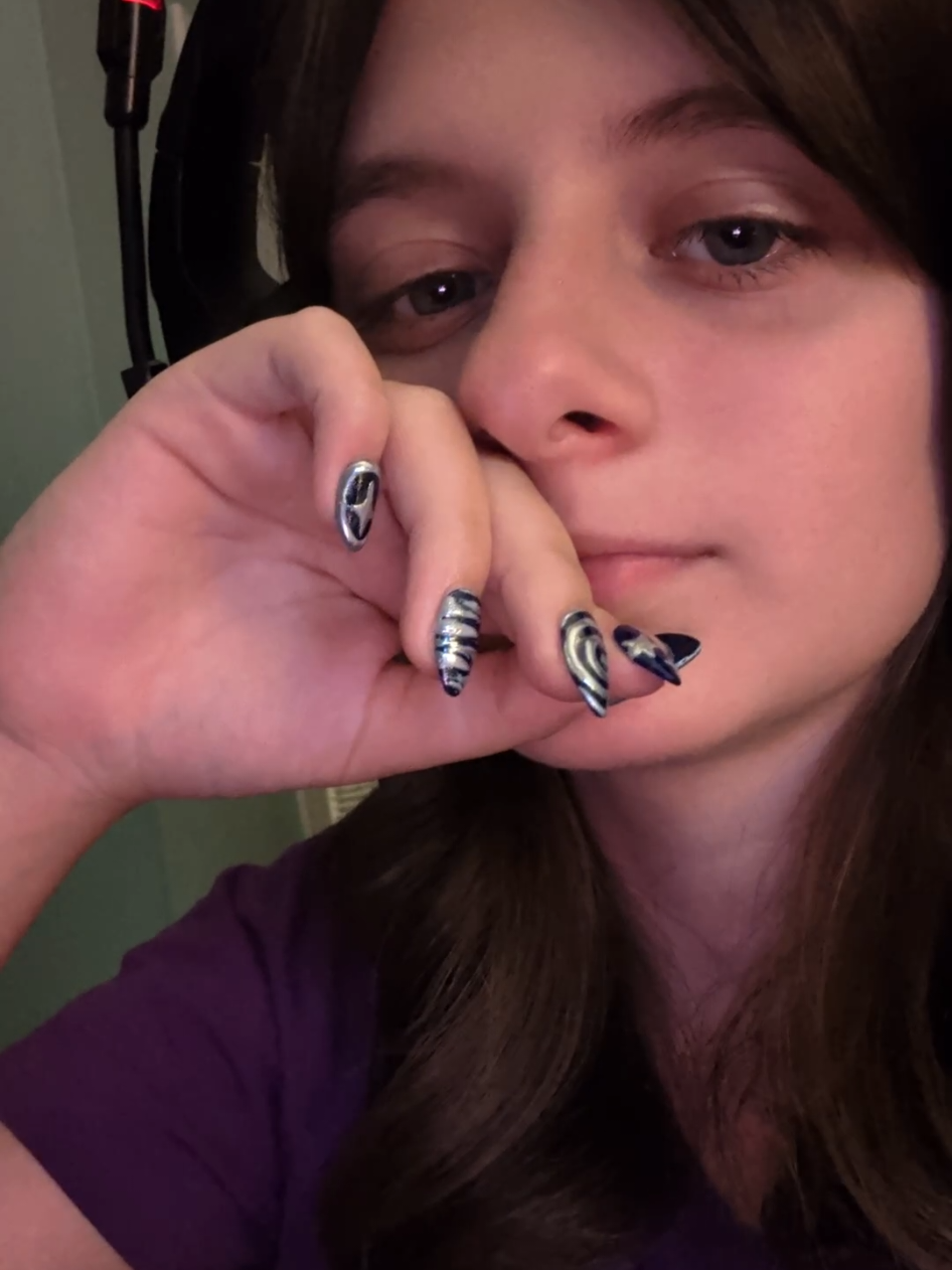 @ItsAbigailOfficial
