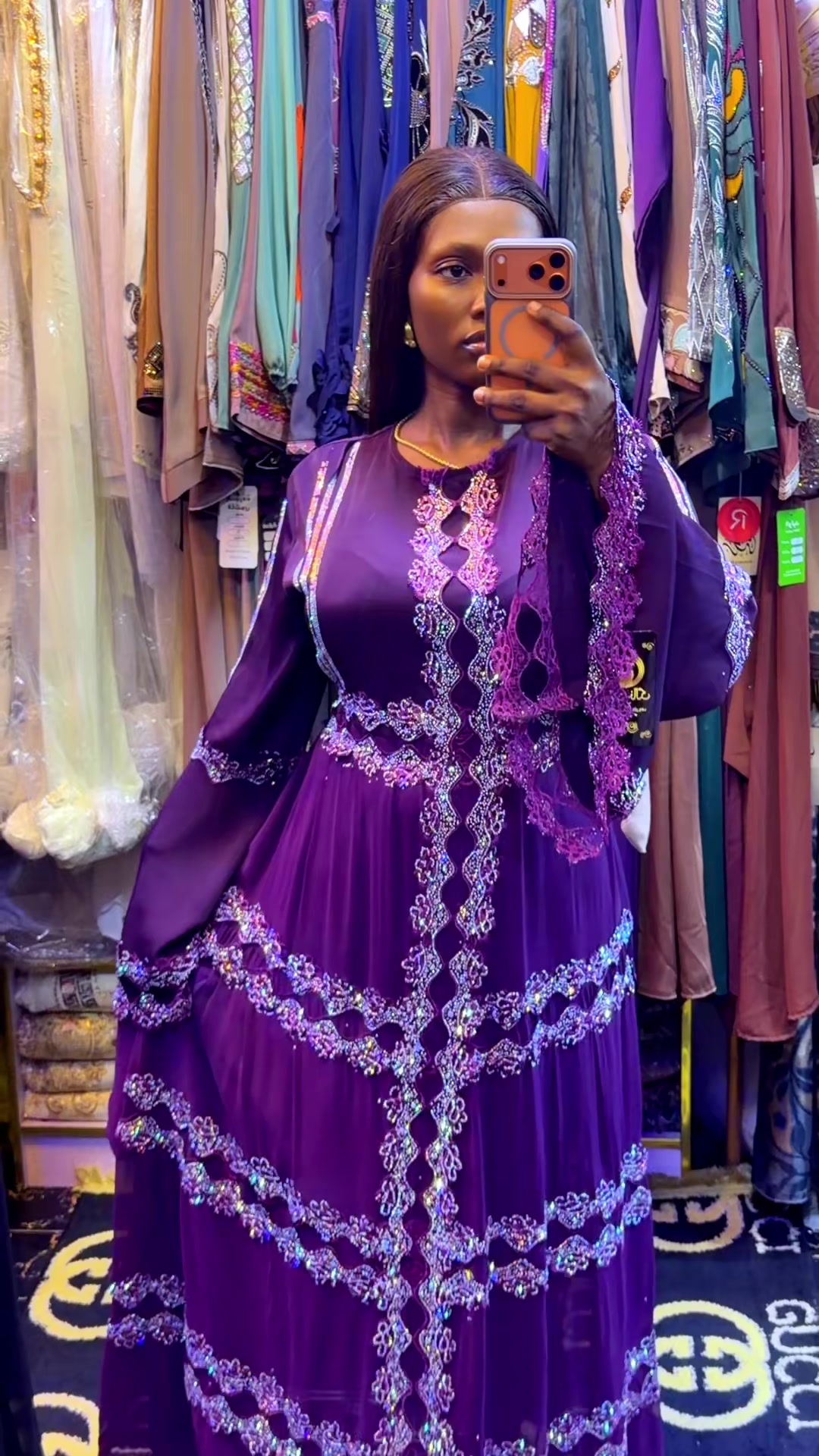 @Oyins_wears