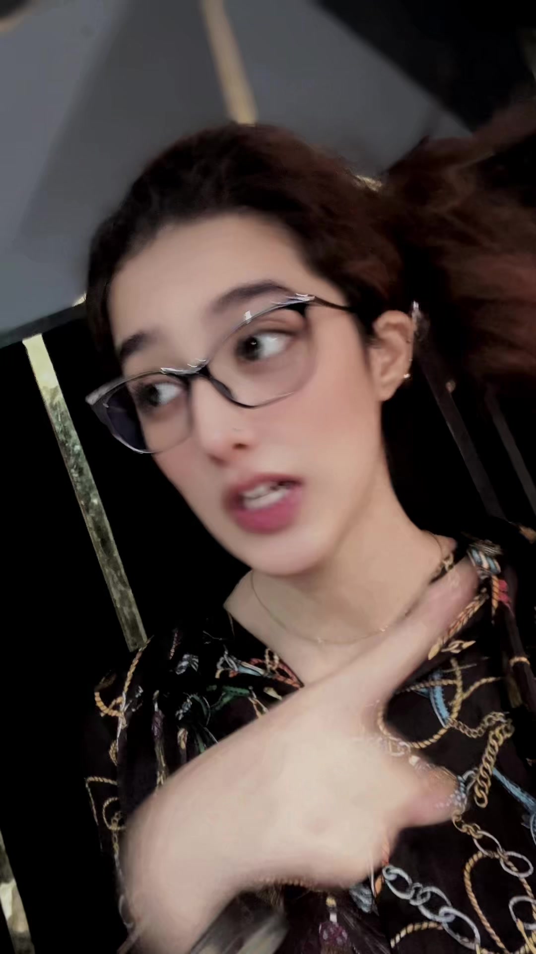 @𝕾𝖆𝖒𝖊𝖊𝖗𝖆 𝕶𝖍𝖆𝖓 🕊️