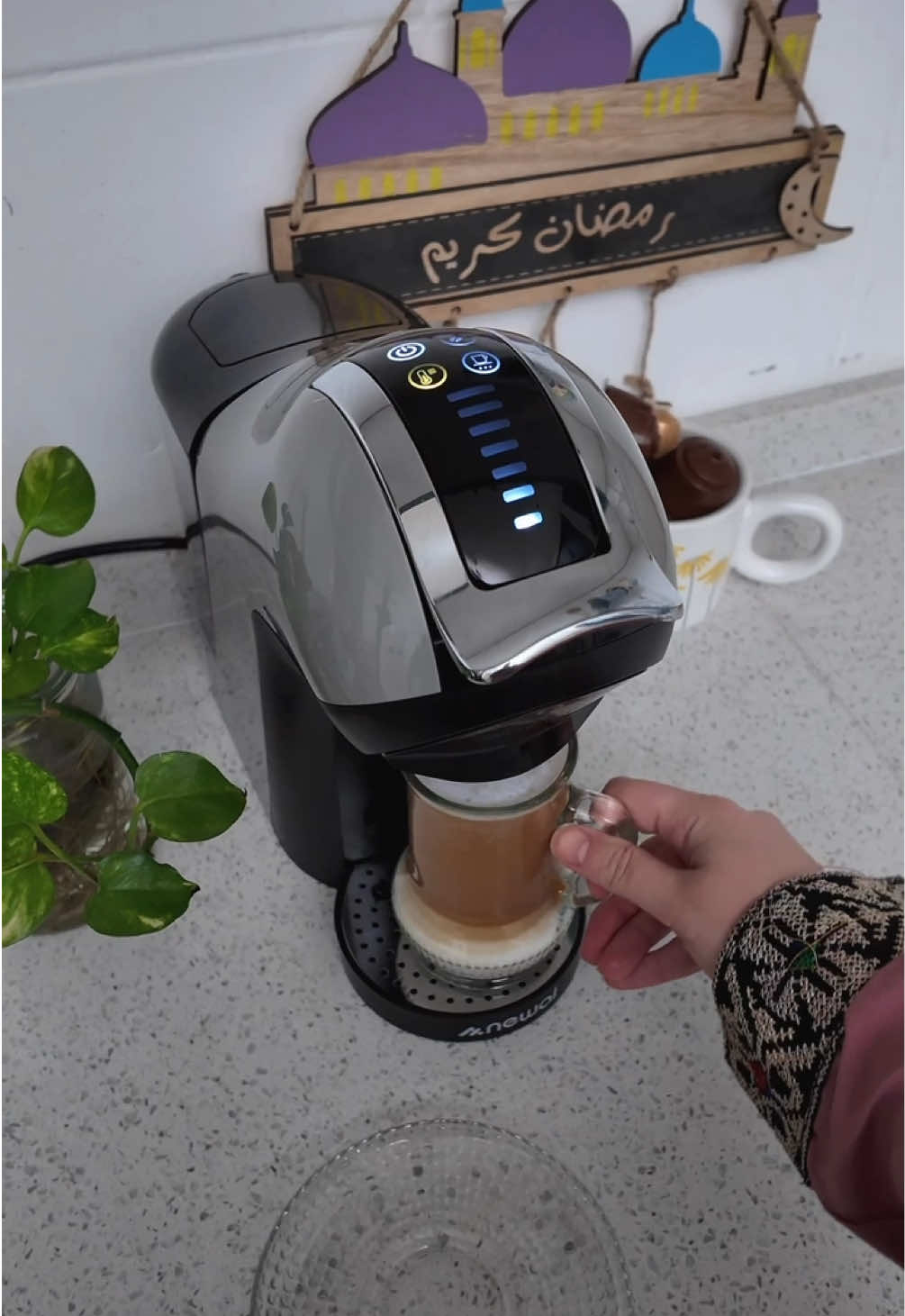 @Mona Zwain
