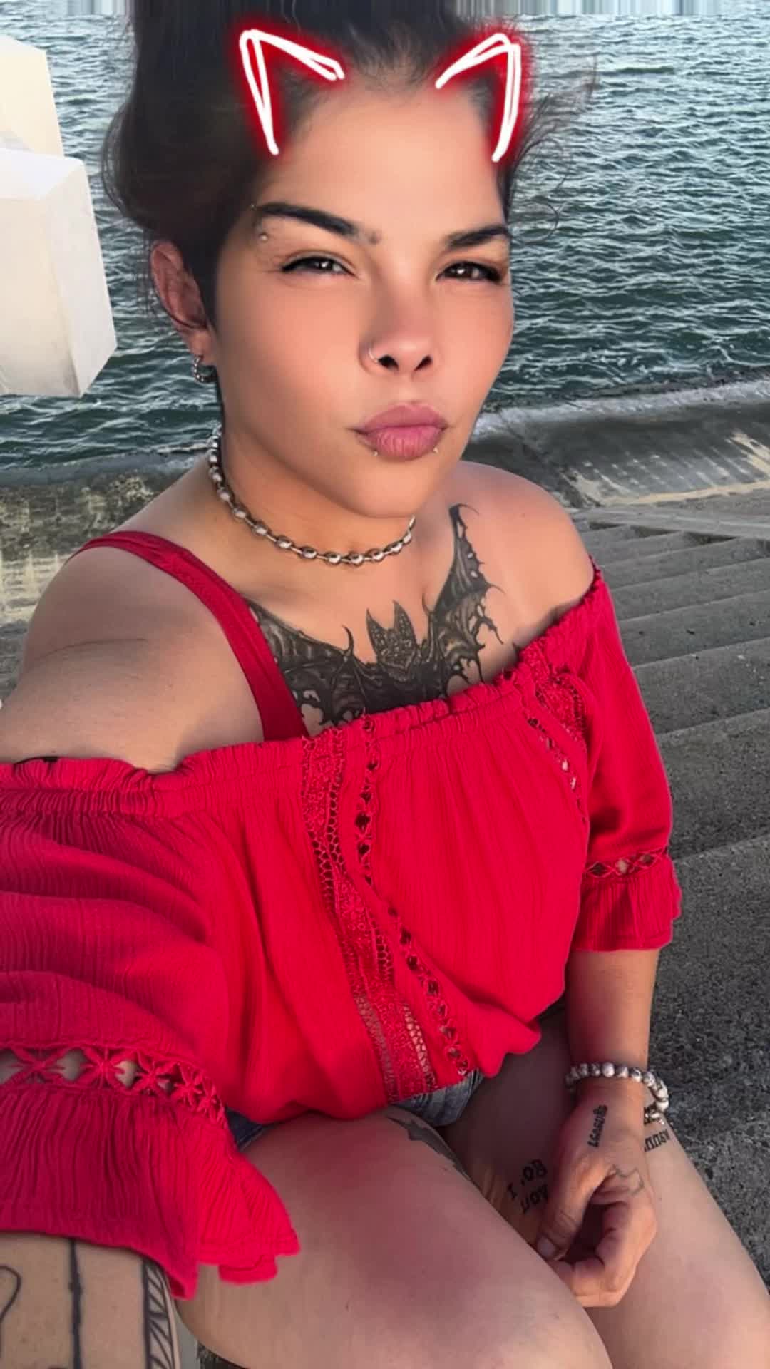 @MICHELLE MYERS 🤘🏻🖤🔥
