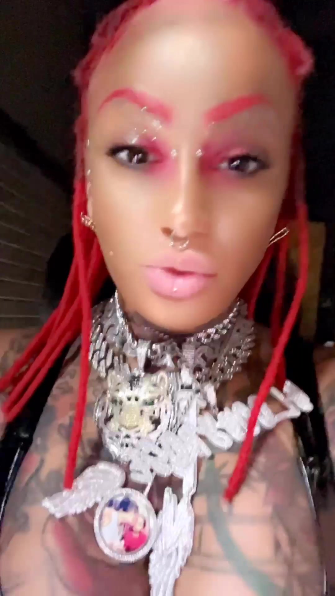 @BloodyRose_brooklyn_bitch
