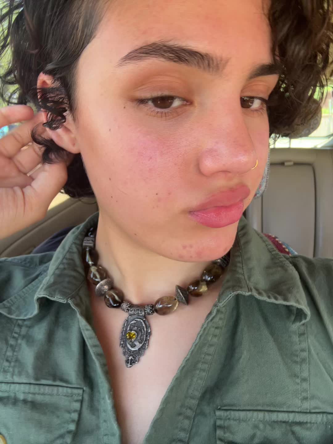@Ana