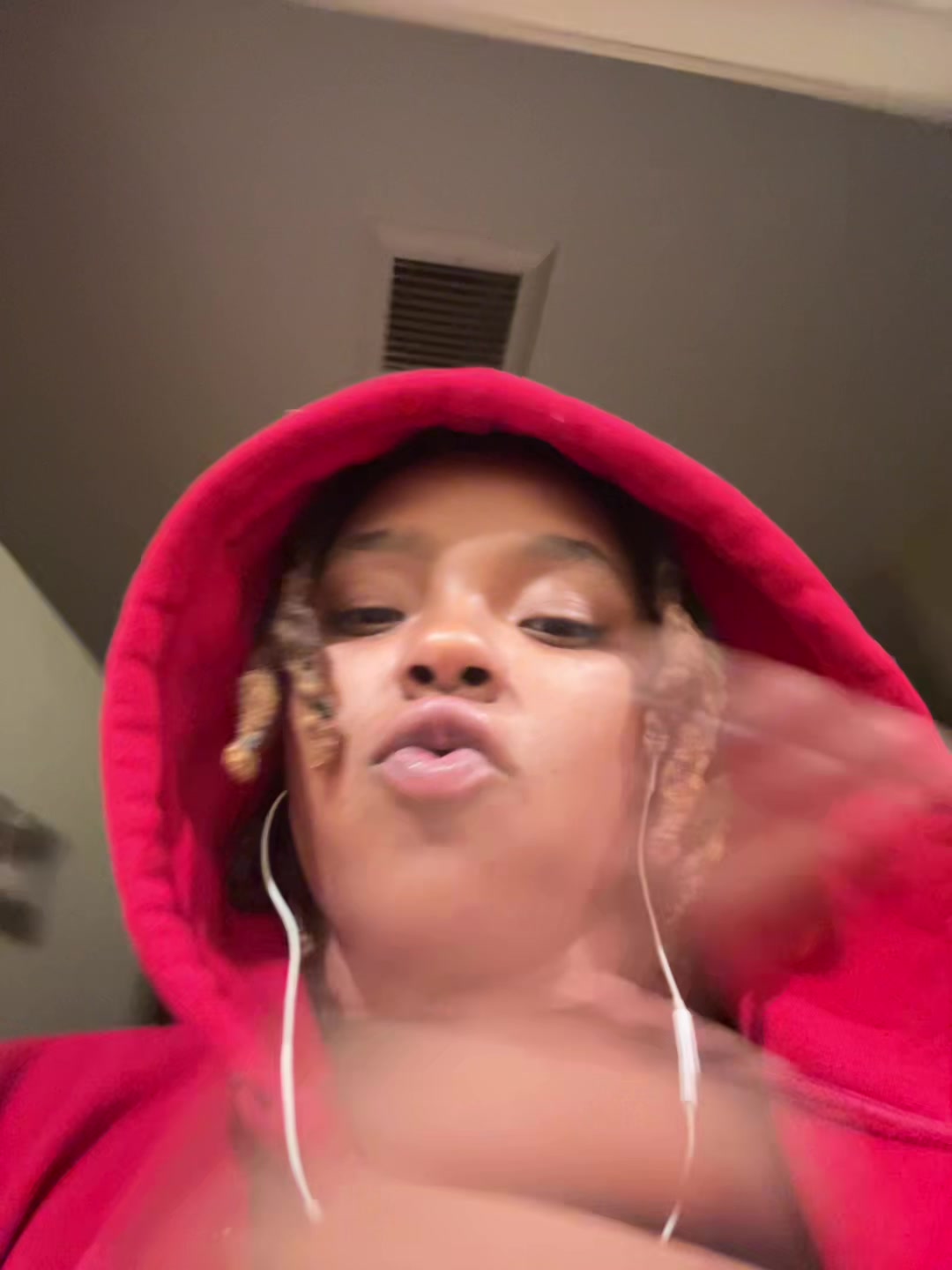 @LO