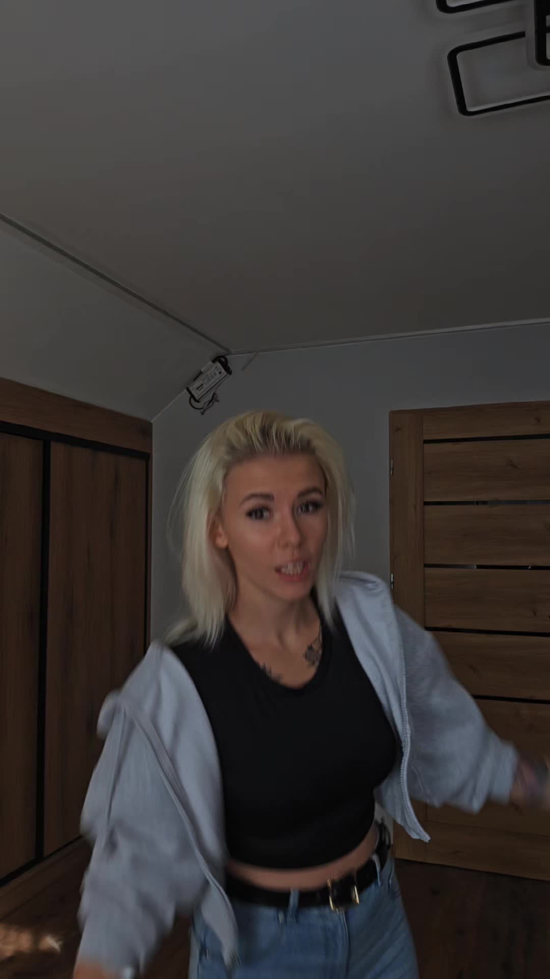 @nikolcia_0207