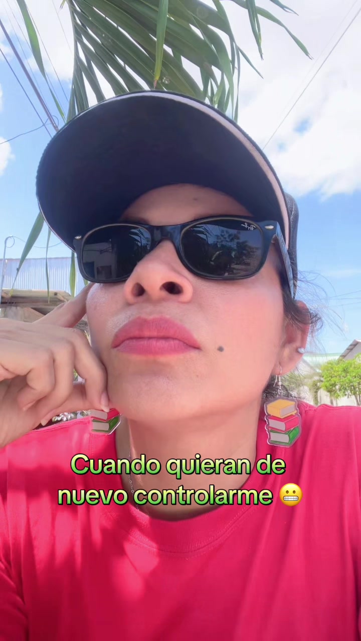 @Mía Gia 🌈🩷💜