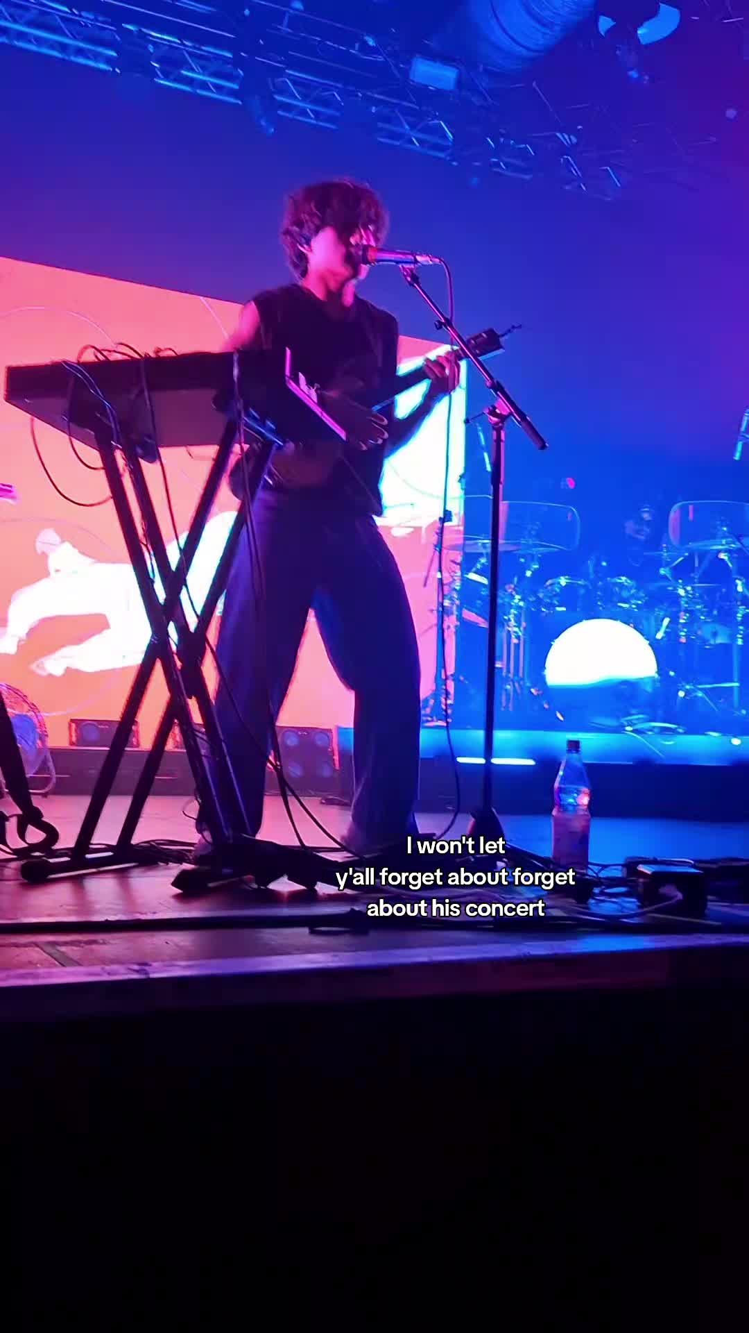 @🤫