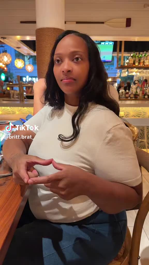 @amekia_lashae