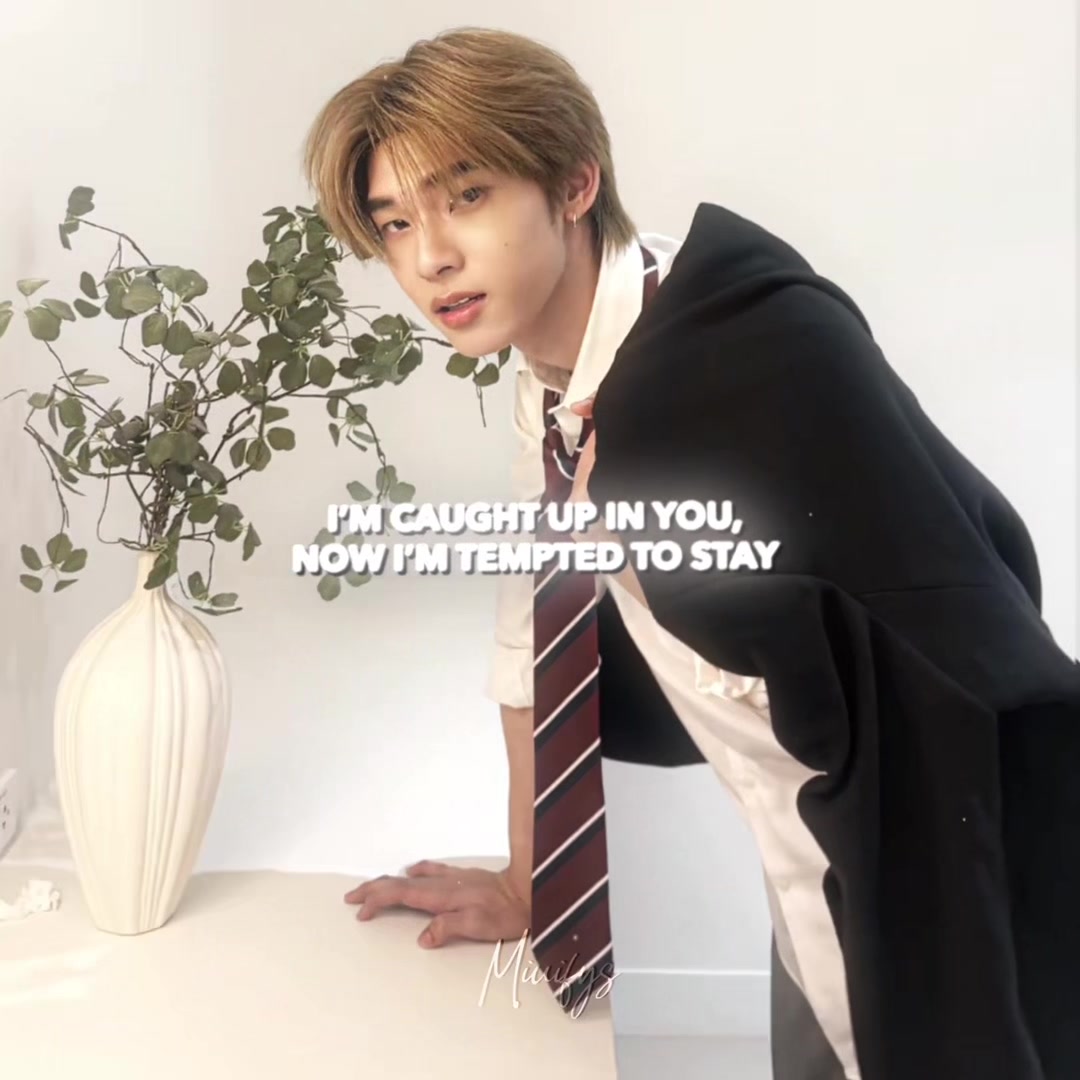 @𑣲joyce