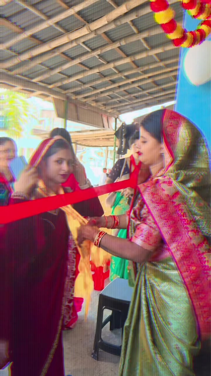 @Radhika beauty parlour paraul